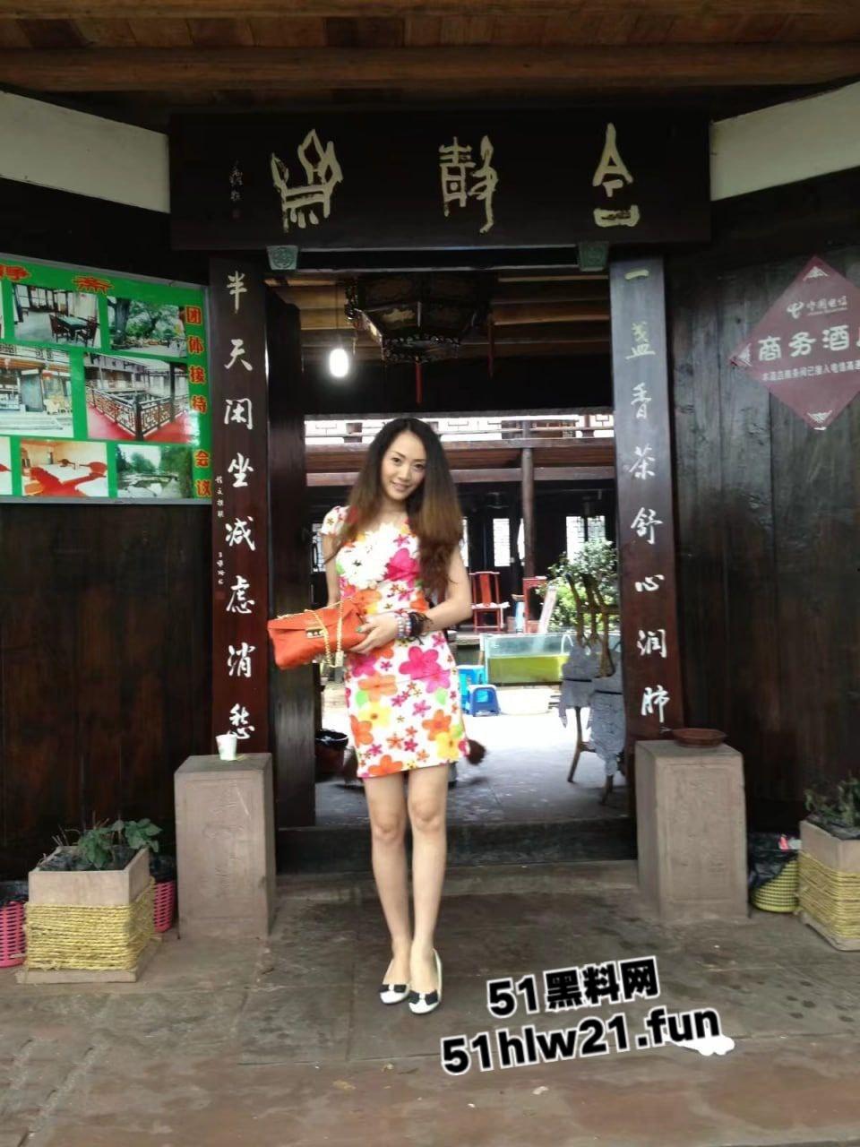 38岁女明星钟晓红下海卖淫，金主私人高订视频曝光，腻人老逼嫩没有戏拍只能沦落为金主胯下母狗。-2