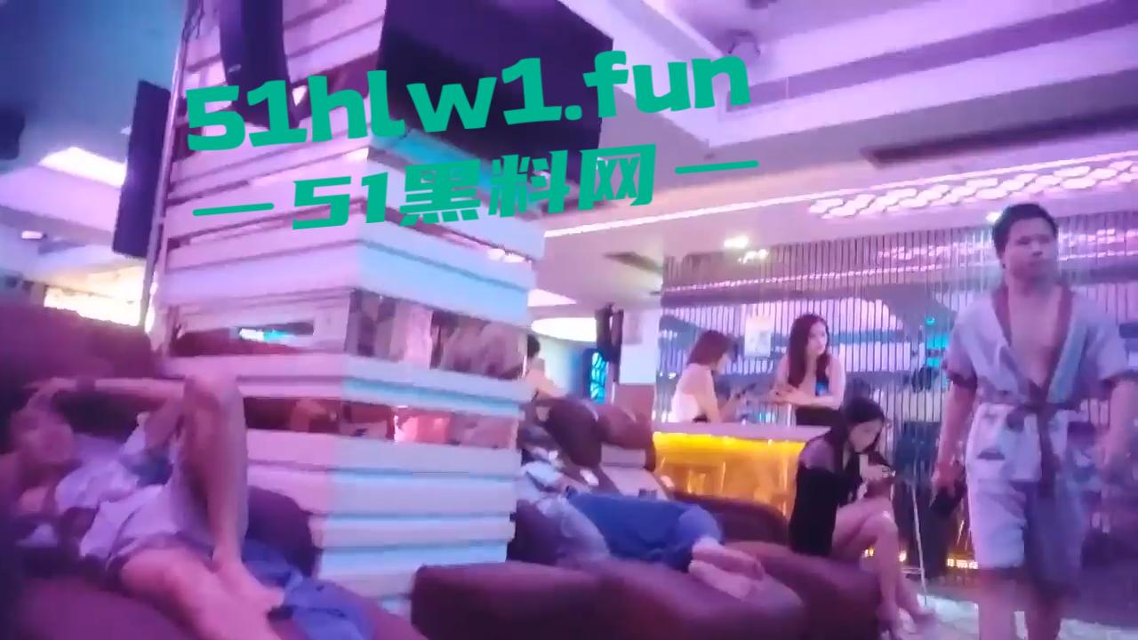 探店大神喇叭哥澳门【金池洗浴】带你领略别样的风采,小姐说每天要接待十几个客人逼会疼。-9