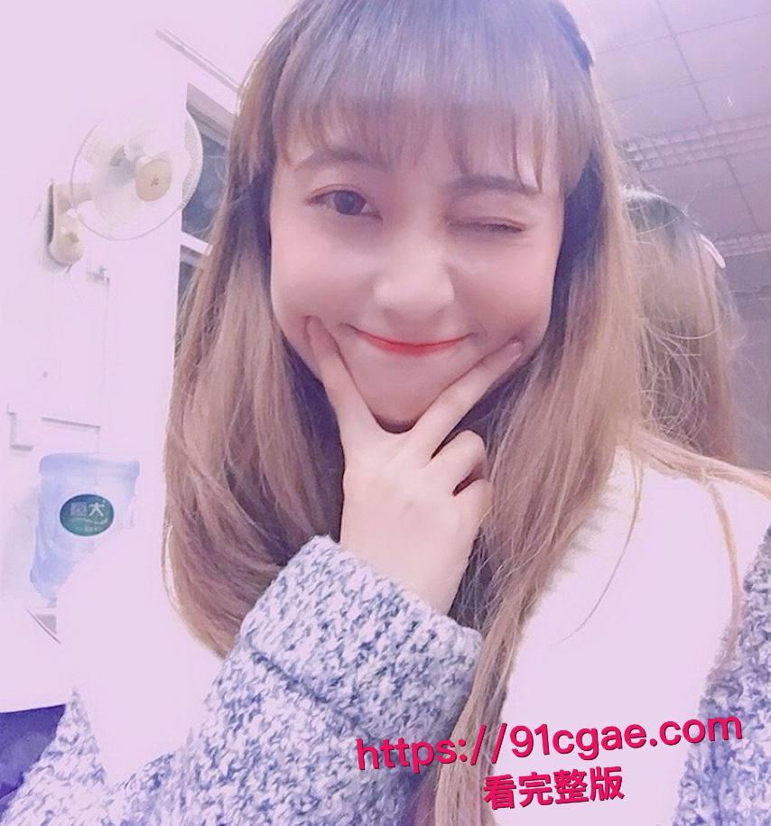 湖南极品大学生冯璐私密视频流出 被帅学长AV棒调教多姿势爆操 彻底沦为泄欲肉便器！-6